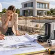 Construiești o casă? Ghidul tâmplăriei pentru standardele energetice de azi. Deciziile care se iau înainte de a se turna fundația